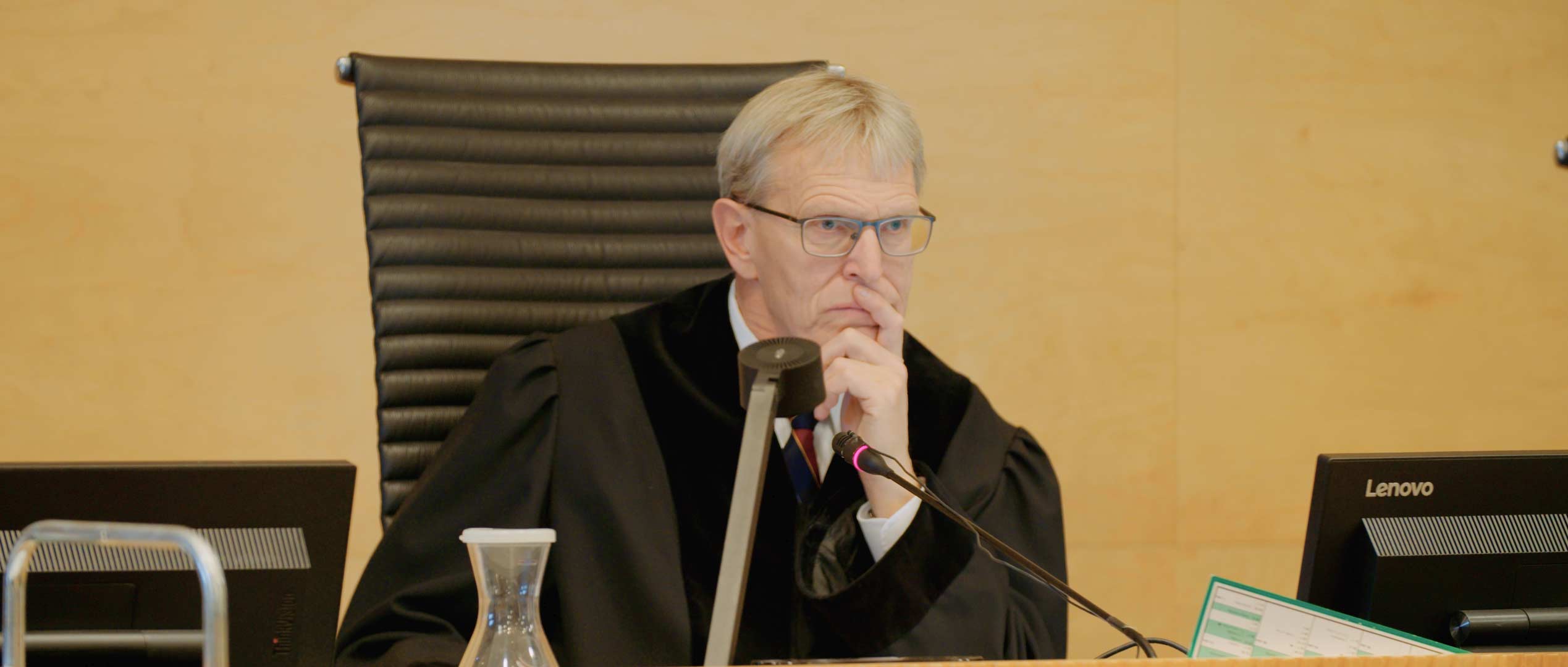 Enhver har rett - Plymserafin
